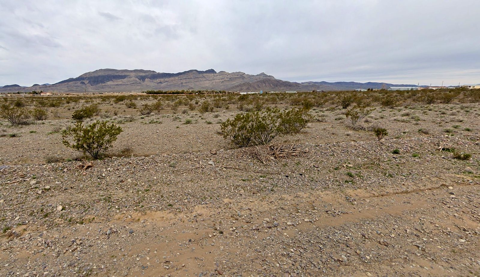 5,489 sqft in Pahrump, NV photo 1
