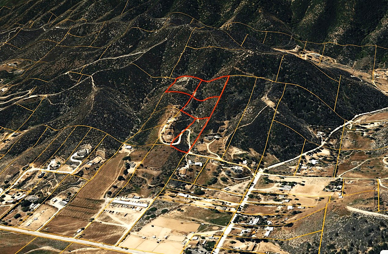 10 ac in Leona Valley, CA photo 17
