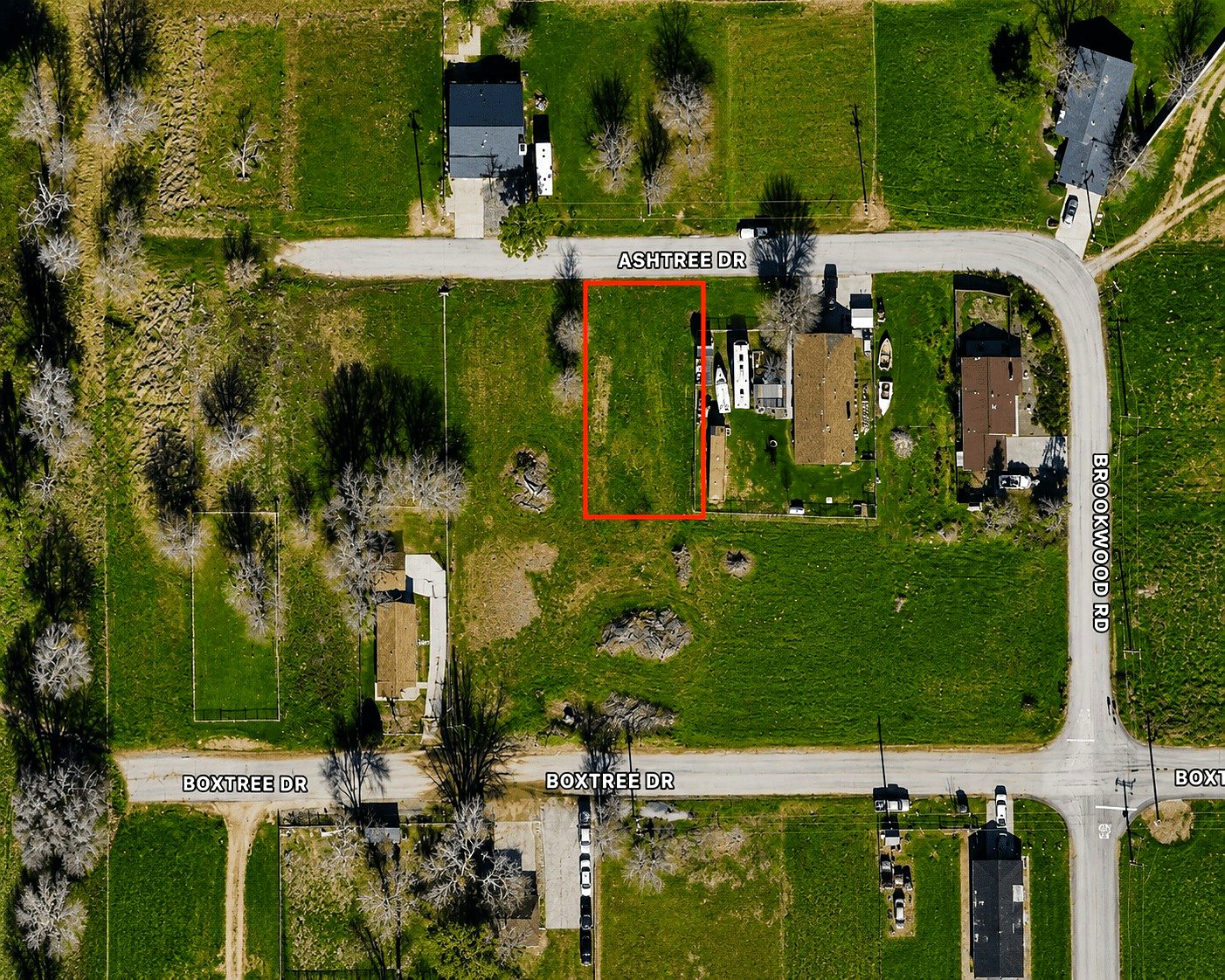 5,639 sqft in Lake Elizabeth, CA photo 6