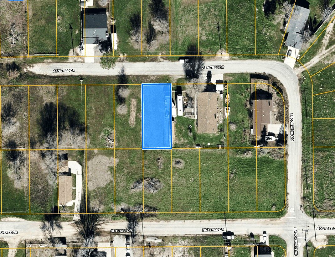 5,639 sqft in Lake Elizabeth, CA photo 14
