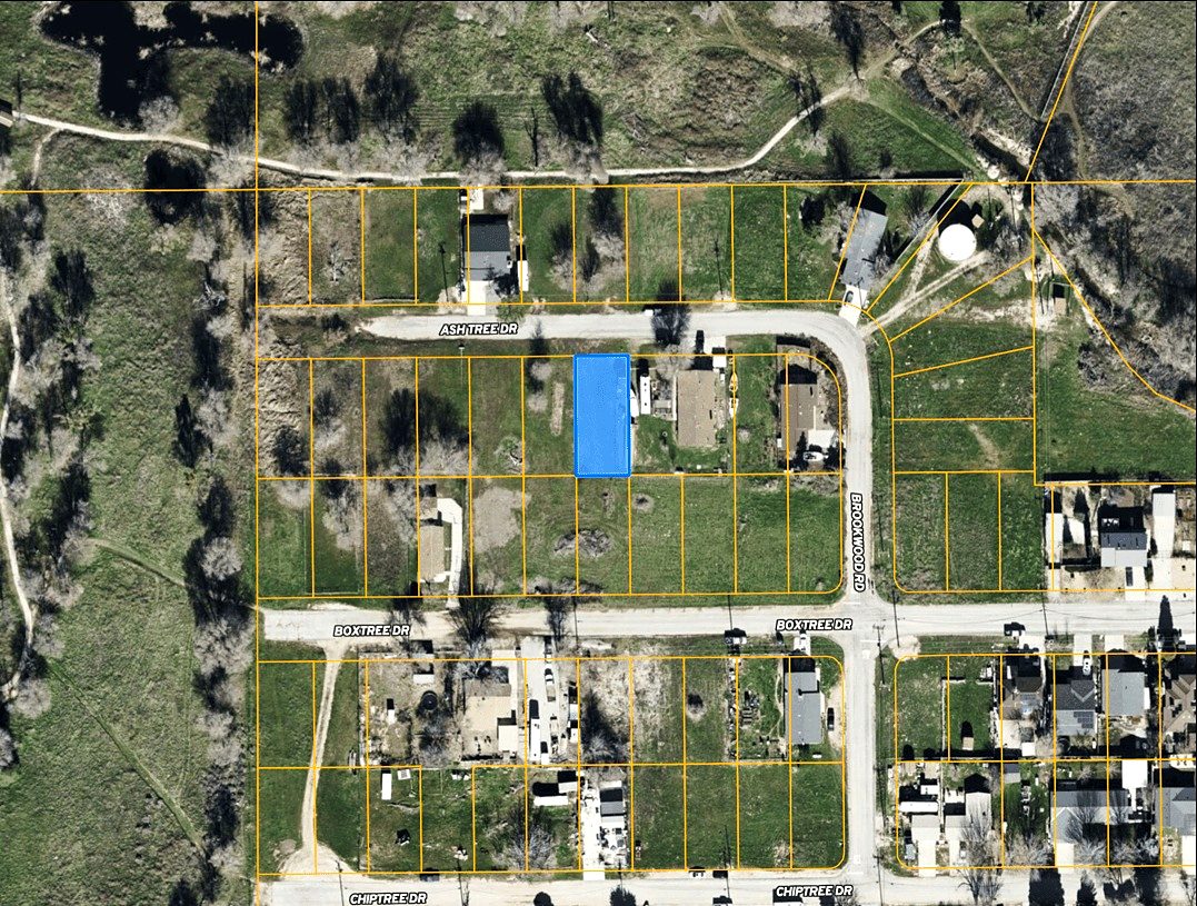 5,639 sqft in Lake Elizabeth, CA photo 17
