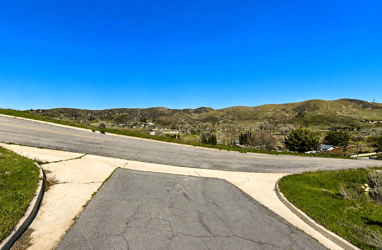7,871 sqft in Lake Hughes, CA photo 15