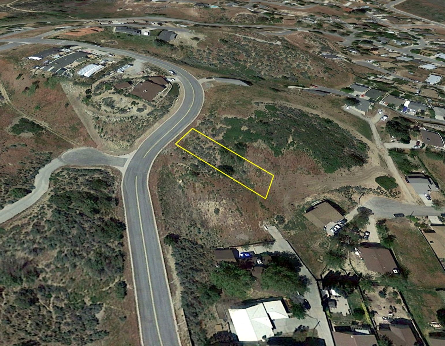 7,628 sqft in Lake Hughes, CA photo 7