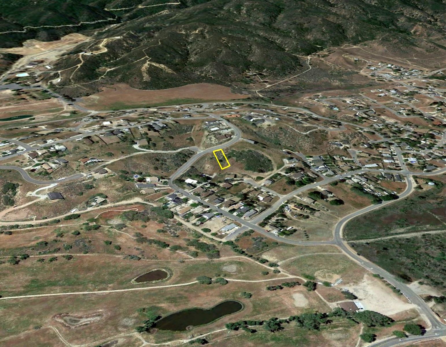 7,628 sqft in Lake Hughes, CA photo 11
