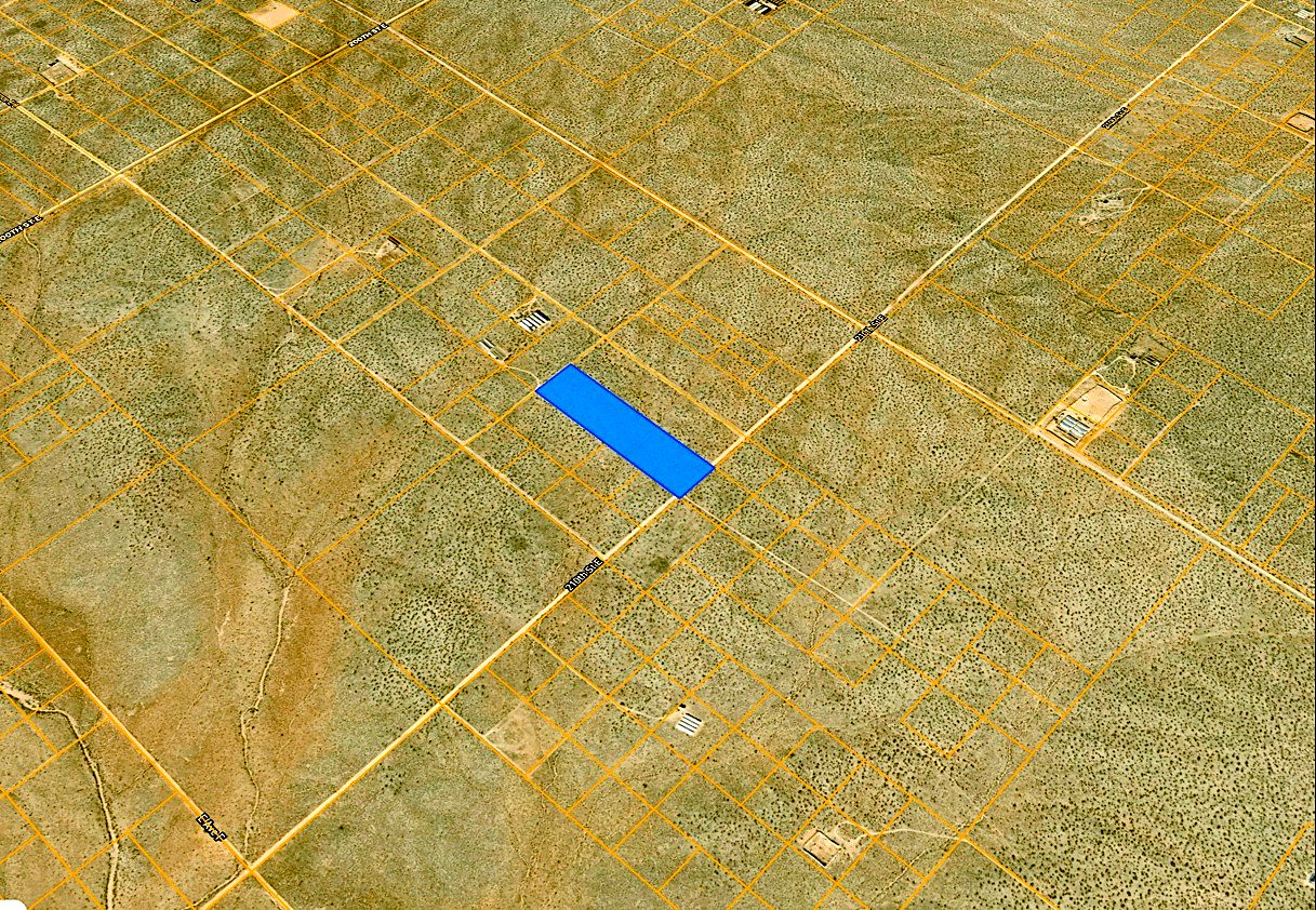 10.37 ac in Hi Vista, CA photo 11