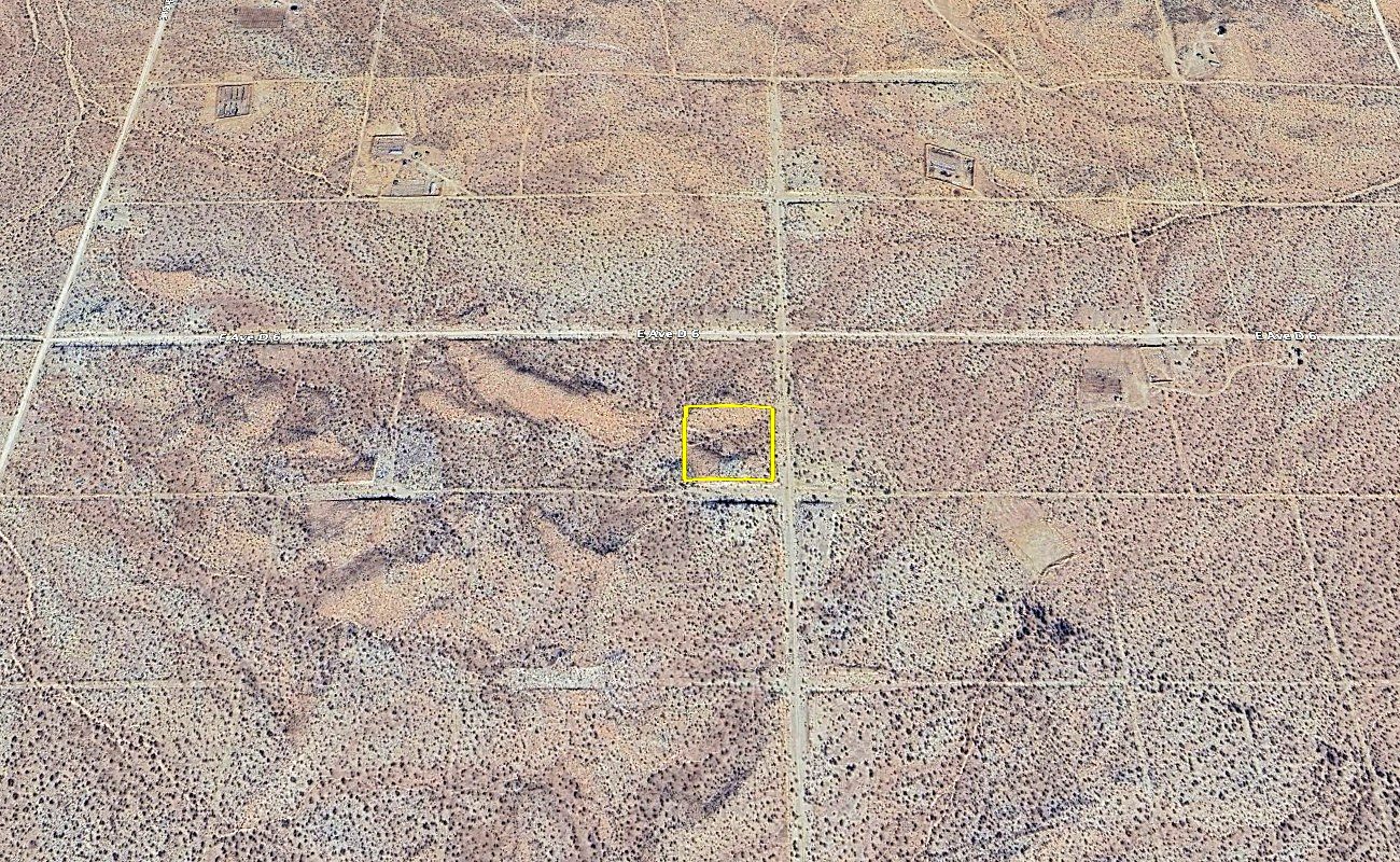 2.5 ac in Lancaster, CA photo 4