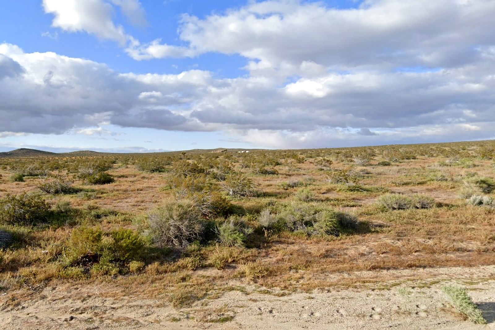 2.5 ac in Lancaster, CA photo 1