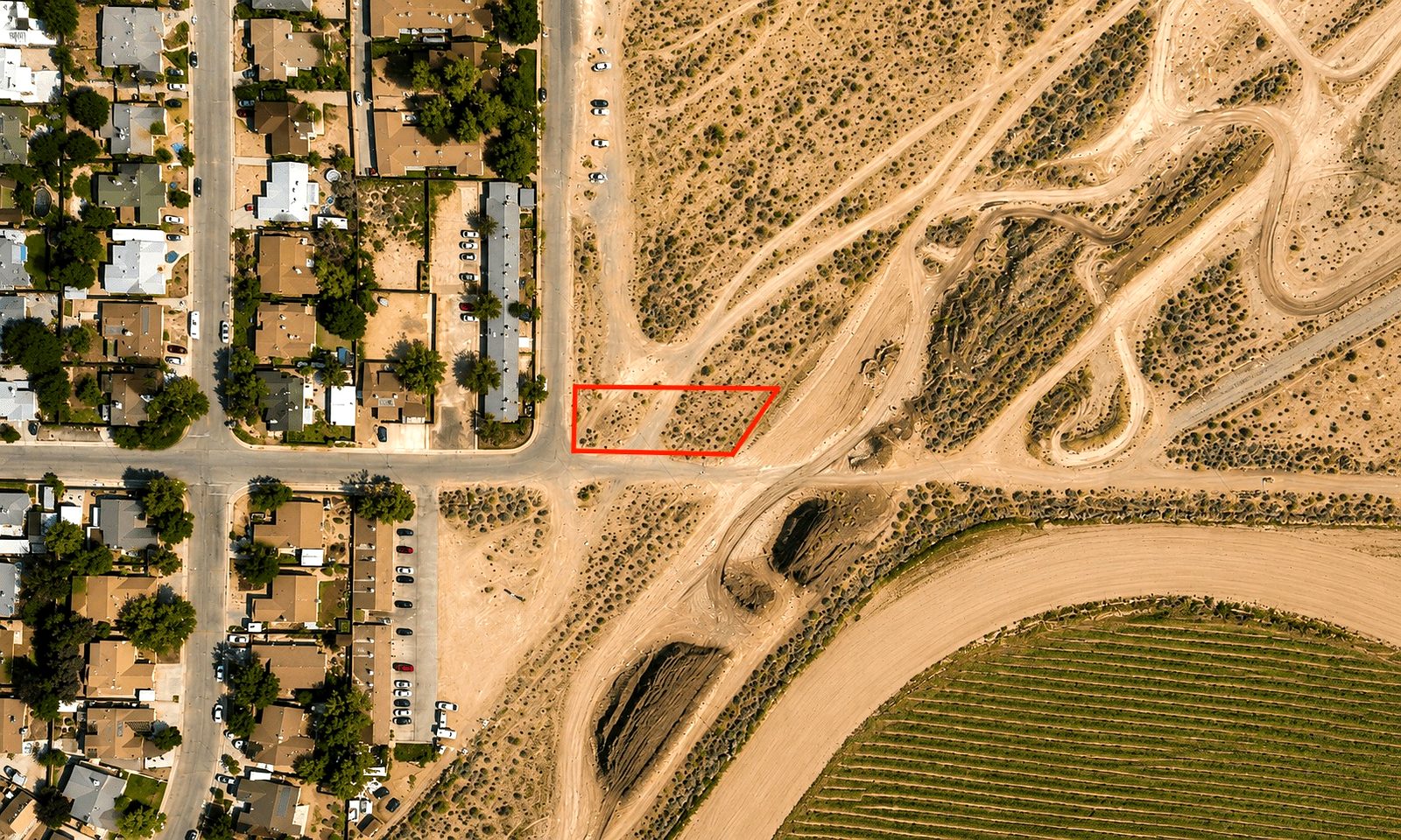 10,000 sqft in Ridgecrest, CA photo 18