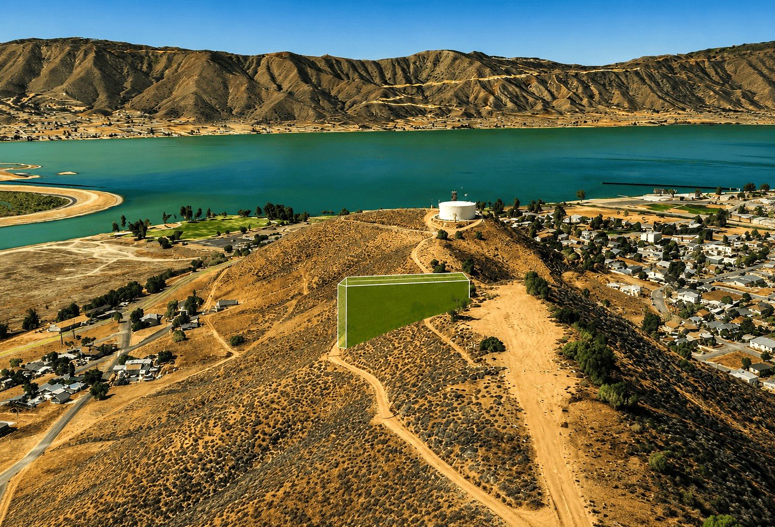 8,712 sqft in Lake Elsinore, CA photo 12