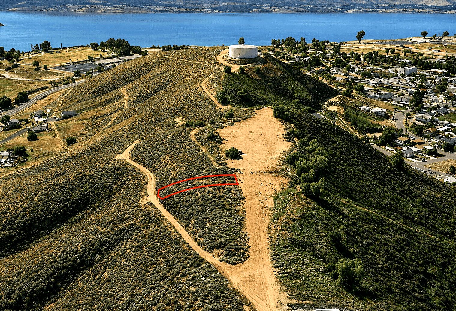 3,485 sqft in Lake Elsinore, CA photo 10