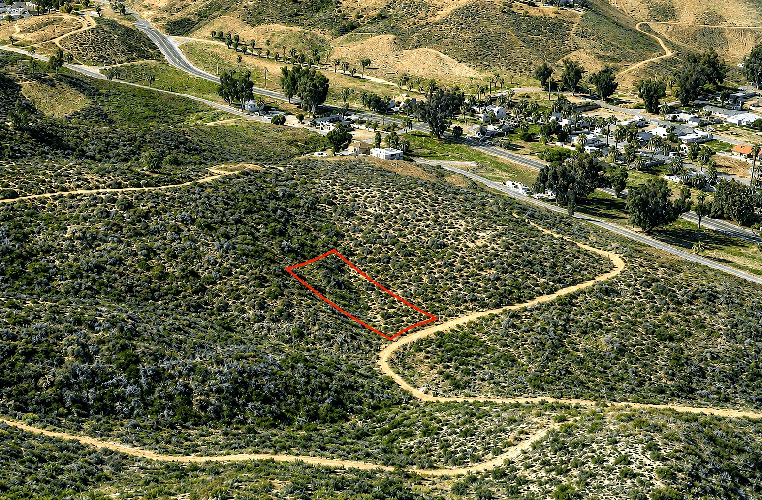6,534 sqft in Lake Elsinore, CA photo 1
