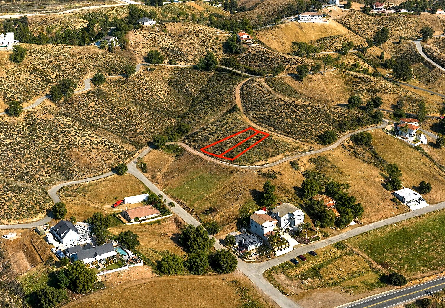 4,792 sqft in Lake Elsinore, CA photo 11