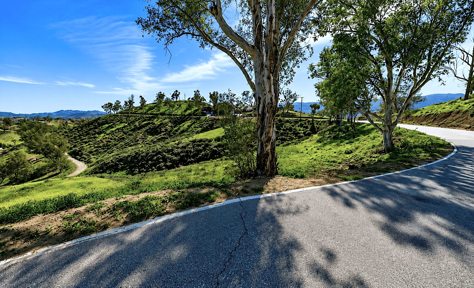 12,632 sqft in Lake Elsinore, CA photo 1